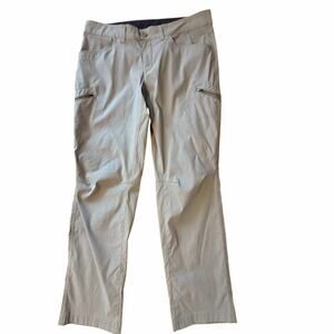 Eddie Bauer Hiking Pants Rainier Men's sz 34x32 Zip Pocket stretch Cargo Beige
